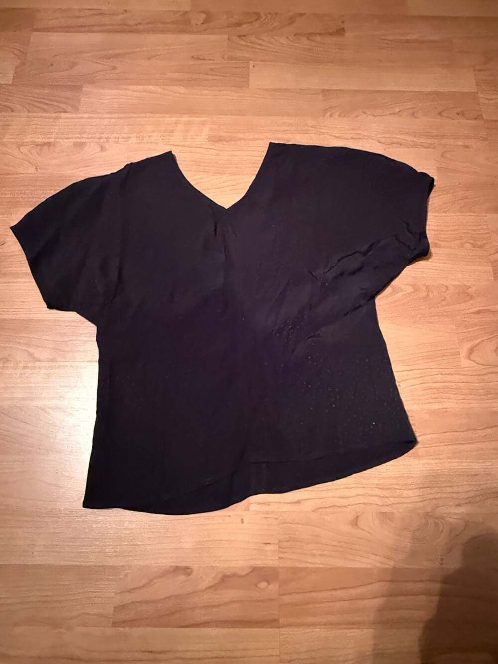 Madewell Texture & Thread V-Neck Jacquard Top in True Black - Picture 2 of 3